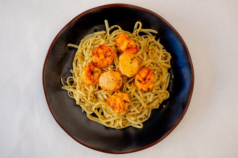 Scallops & Shrimp Linguini Pasta